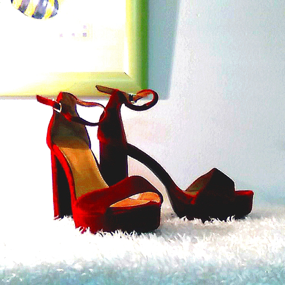 Candie's red velvet chunky sandals size 8
